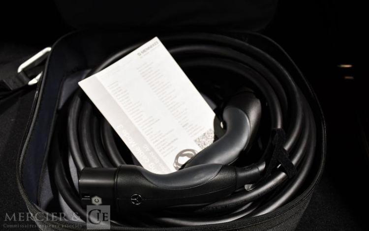 MERCEDES MAYBACK EQS 680 SUV NOIR HF-868-CT