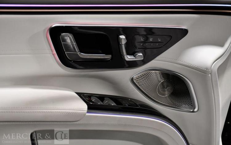 MERCEDES MAYBACK EQS 680 SUV NOIR HF-868-CT