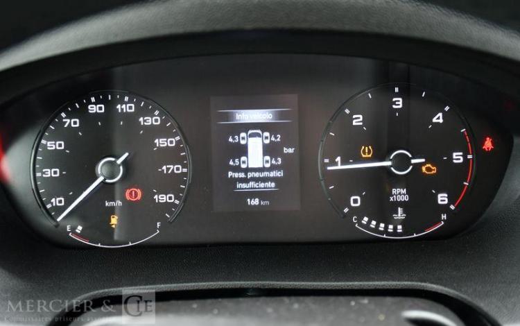 FIAT AUTOSTAR V630 G DESIGN EDITION TOIT RELEVEABLE 2,2 JTD 140CH BLANC HJ-535-GL