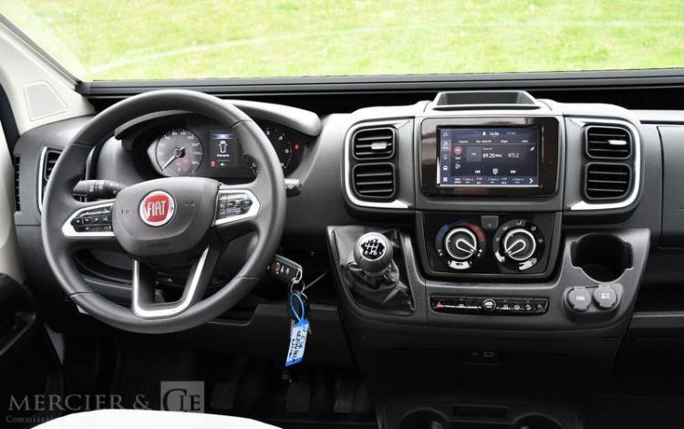 FIAT AUTOSTAR V630 G DESIGN EDITION 2,2 JTD 140CH BLANC HJ-540-GL