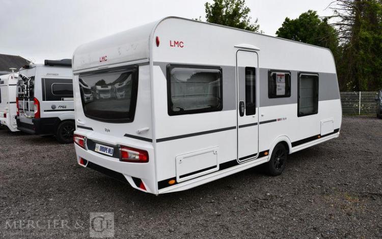 LMC CARAVANE FAMILIALE STYLE – NEUVE BLANC L061191