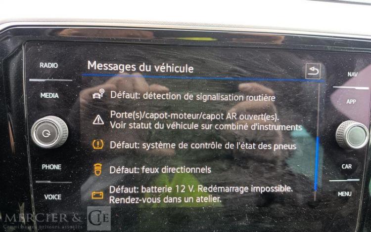 VOLKSWAGEN PASSAT – POUR PIECES SANS CARTE GRISE GRIS TXAM085