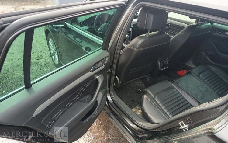 VOLKSWAGEN PASSAT – POUR PIECES SANS CARTE GRISE GRIS TXAM085