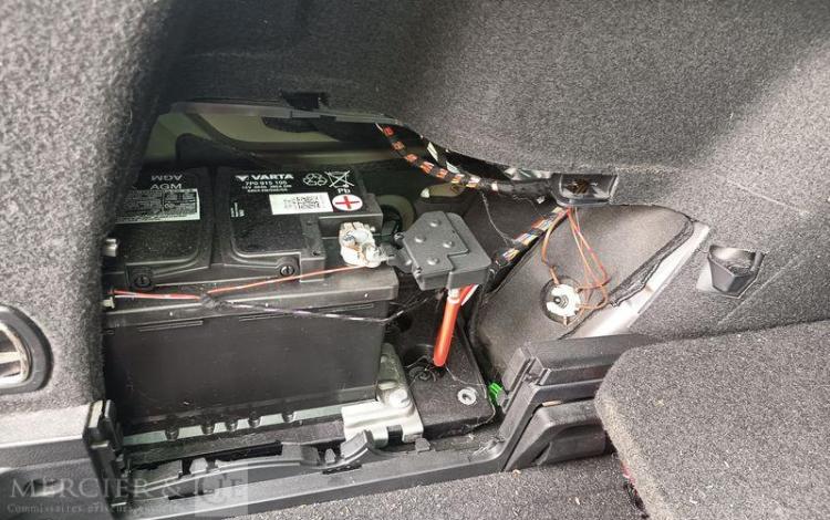 VOLKSWAGEN PASSAT – POUR PIECES SANS CARTE GRISE GRIS TXAM085