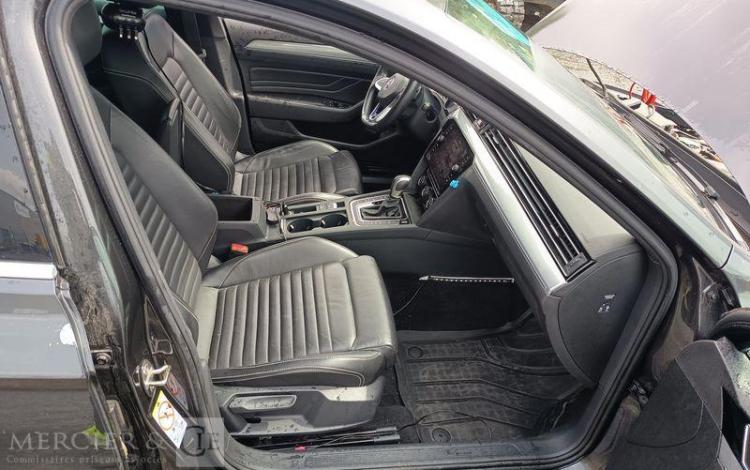 VOLKSWAGEN PASSAT – POUR PIECES SANS CARTE GRISE GRIS TXAM085