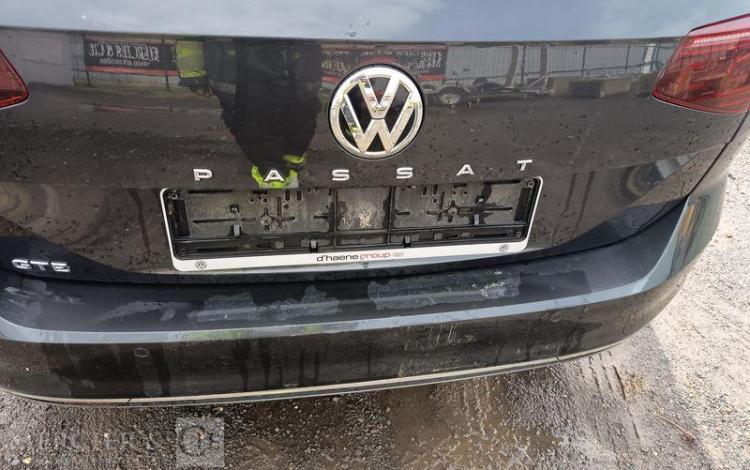 VOLKSWAGEN PASSAT – POUR PIECES SANS CARTE GRISE GRIS TXAM085