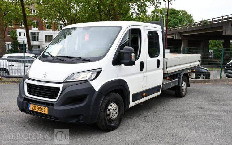 PEUGEOT BOXER L4 435 2,2 BLUEHDI 140 S&S PREMIUM BLANC ZQ9566