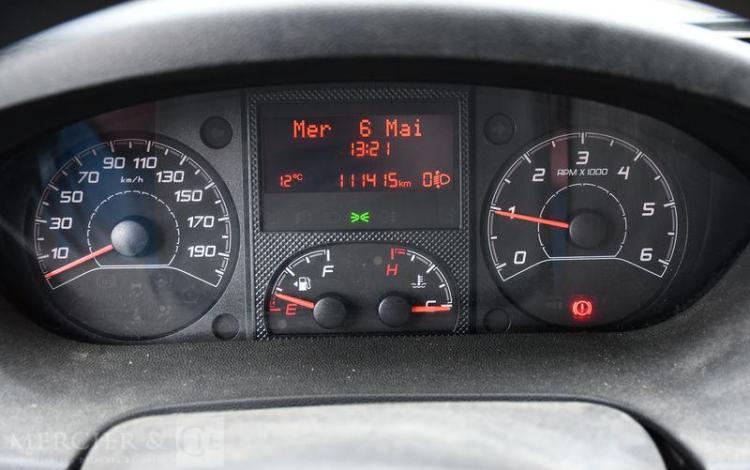 PEUGEOT BOXER L4 435 2,2 BLUEHDI 140 S&S PREMIUM BLANC ZQ9566