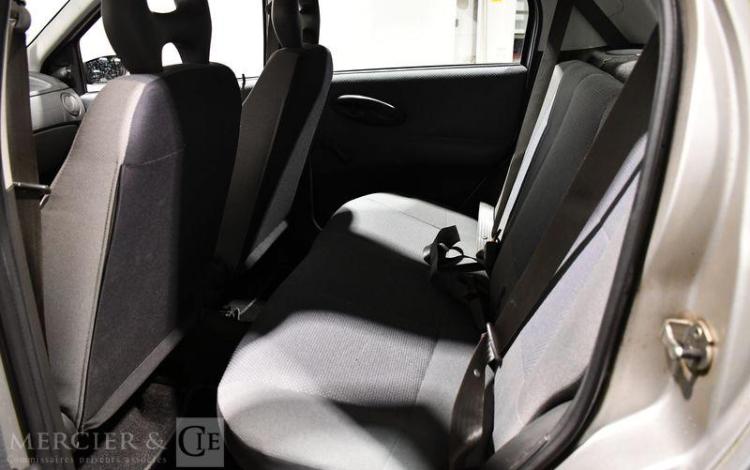 FIAT PUNTO 1.2 60CH ACTIVE GRIS 239BJX59