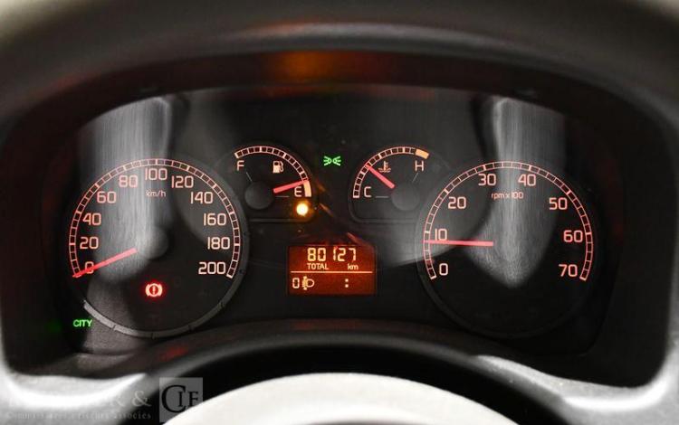 FIAT PUNTO 1.2 60CH ACTIVE GRIS 239BJX59