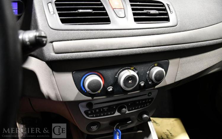 RENAULT MEGANE III 1.5 DCI 85 AUTHENTIQUE GRIS AD-586-HN
