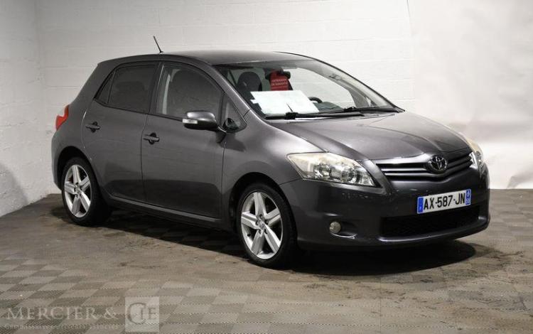 TOYOTA AURIS 1,4 D4D 90 SPORT LINE GRIS AX-587-JN
