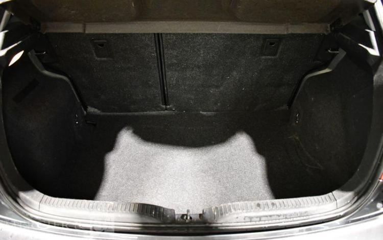 TOYOTA AURIS 1,4 D4D 90 SPORT LINE GRIS AX-587-JN
