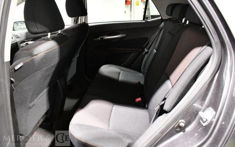 TOYOTA AURIS 1,4 D4D 90 SPORT LINE GRIS AX-587-JN