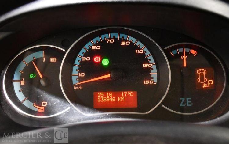 RENAULT KANGOO ZE 33 JAUNE EP-480-WX