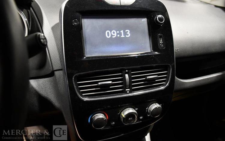 RENAULT CLIO IV SOCIETE 1.5 DCI 75ch ZEN BLANC EX-316-MW