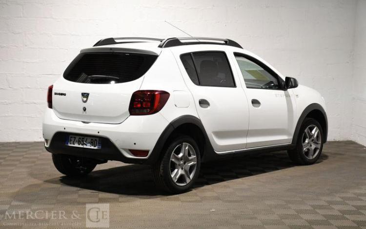 DACIA SANDERO 1,0 SCE 75CH URBAN STEPWAY BLANC EZ-654-BD