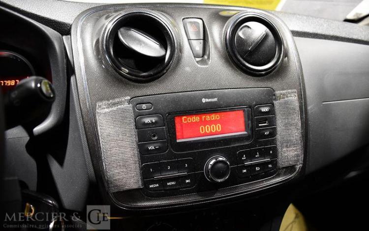 DACIA SANDERO 1,0 SCE 75CH URBAN STEPWAY BLANC EZ-654-BD