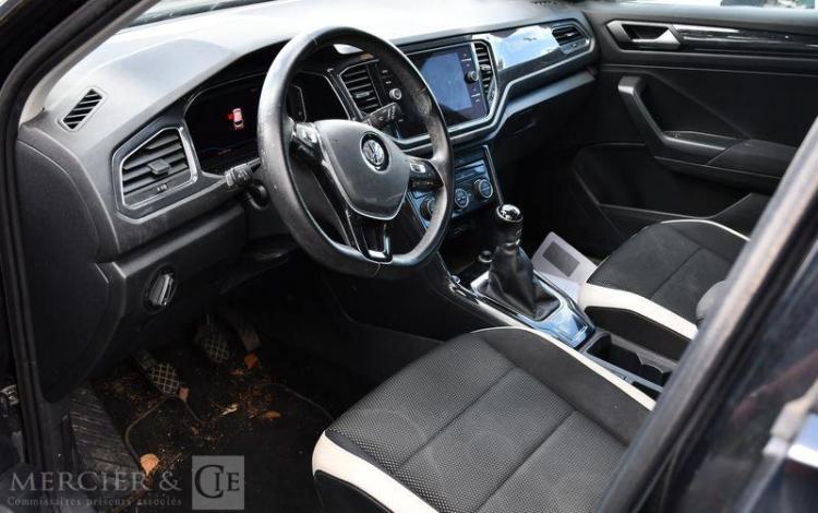 VOLKSWAGEN T ROC 1,5 TSI 150 CARAT NOIR EZ-755-BX