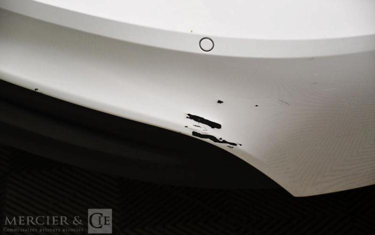 JAGUAR XF 2,0 D180 PRESTIGE BVA BLANC FA-001-MA