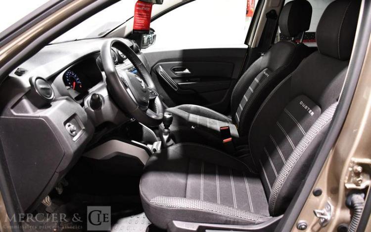DACIA DUSTER 1.5 BLUEDCI 115ch PRESTIGE BEIGE FD-490-KA