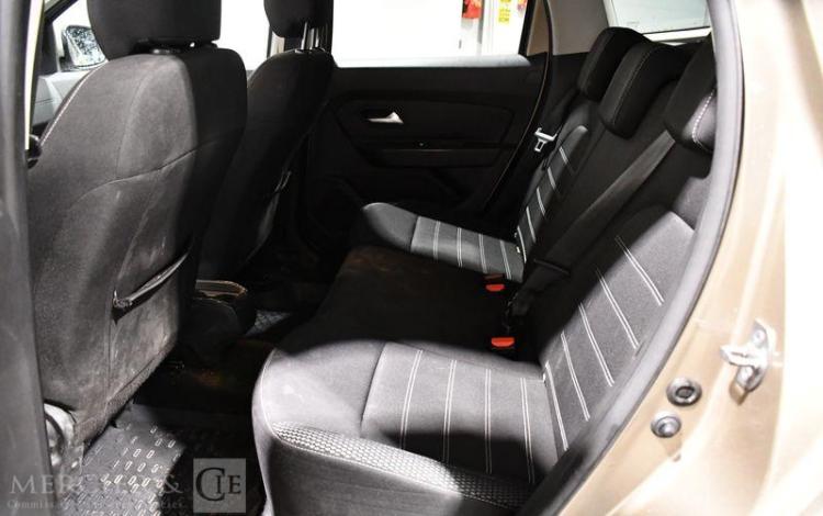 DACIA DUSTER 1.5 BLUEDCI 115ch PRESTIGE BEIGE FD-490-KA