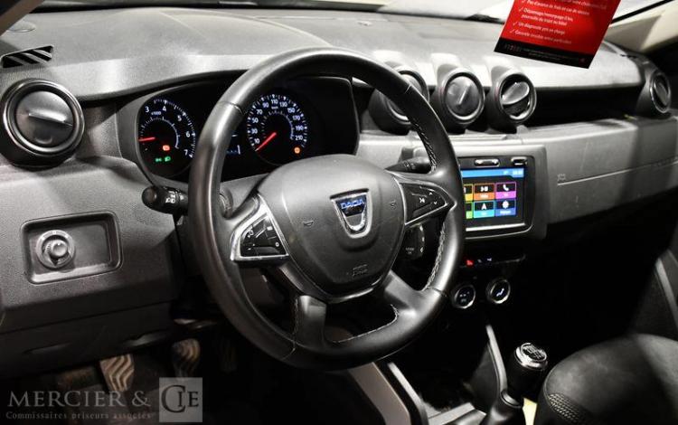 DACIA DUSTER 1.5 BLUEDCI 115ch PRESTIGE BEIGE FD-490-KA