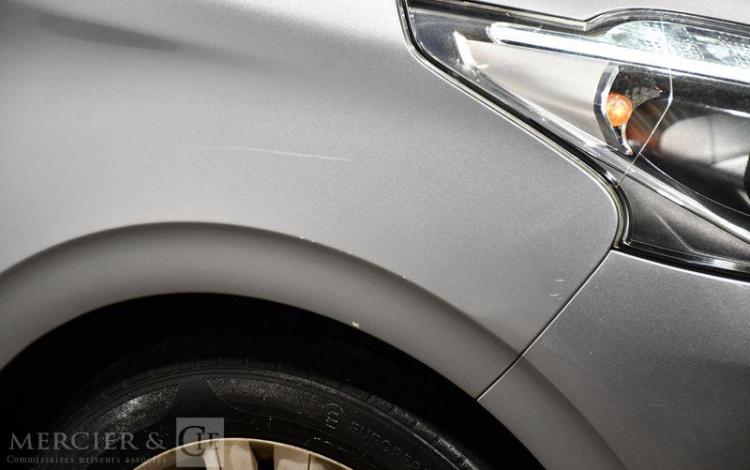PEUGEOT 208 1.2 PURETECH 80ch SIGNATURE GRIS FD-627-GP