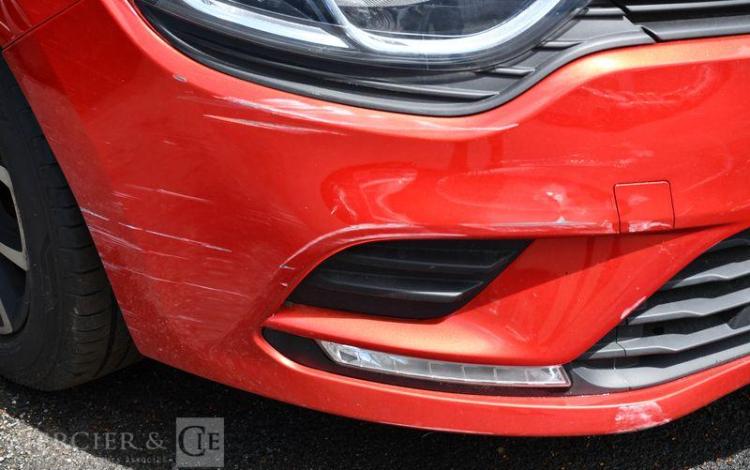 RENAULT CLIO IV 1.5 DCI 75ch LIMITED ROUGE FE-907-BN