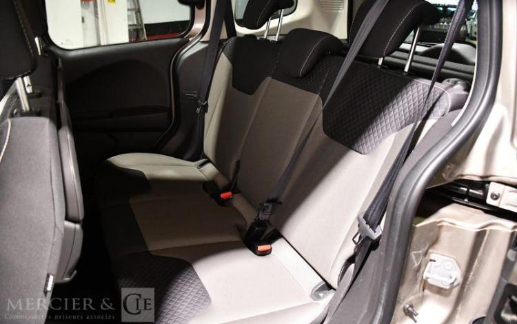 FORD COURIER E 100 TITANIUM BEIGE FL-473-FF