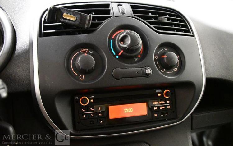 RENAULT KANGOO EXPRESS BLUE DCI 80CH S&S
 JAUNE FT-521-PD