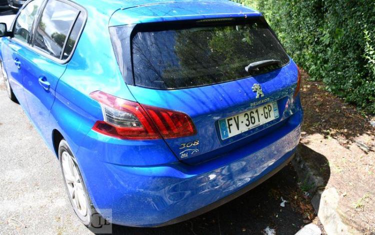 PEUGEOT 308 1.5 BLUEHDI 130ch STYLE BLEU FV-361-GP