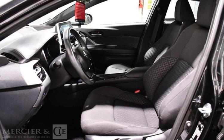TOYOTA C-HR HYBRIDE 1,8 DYNAMIC 5P NOIR FY-443-EA