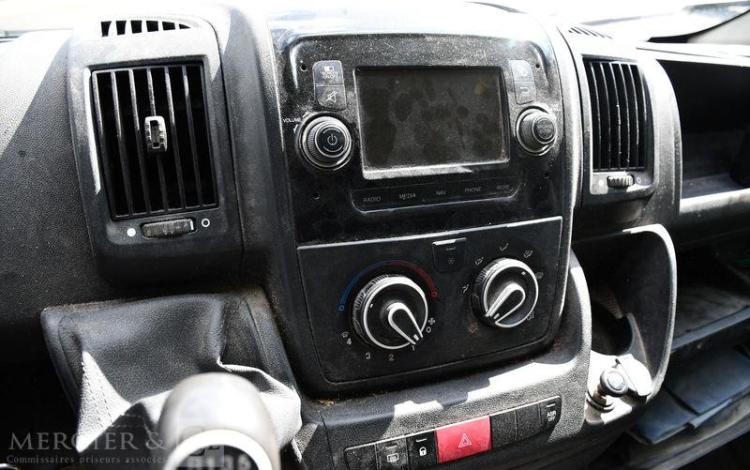 PEUGEOT BOXER 335 PREMIUM L2H2 BLANC GB-404-GD