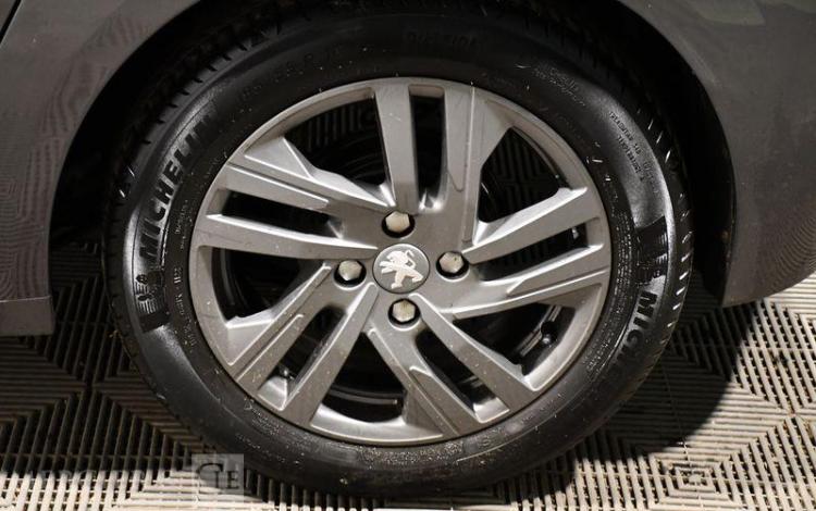 PEUGEOT 208 1.2 PURETECH 100ch STYLE GRIS GH-359-ZR