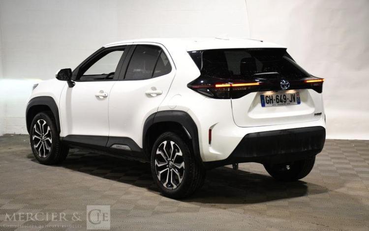 TOYOTA YARIS CROSS BLANC GH-649-JV
