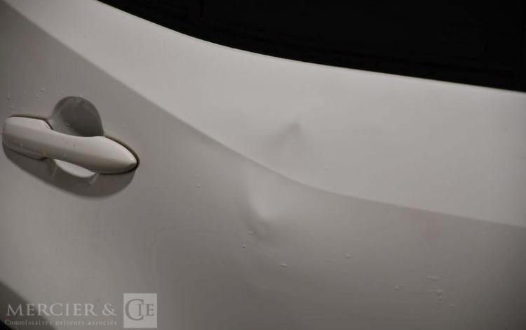 TOYOTA YARIS CROSS BLANC GH-649-JV