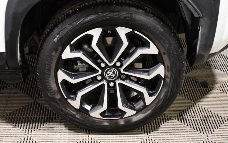TOYOTA YARIS CROSS BLANC GH-649-JV