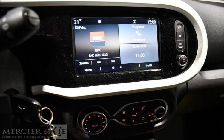 RENAULT TWINGO 80ch 22KWH ACHAT-INTEGRAL EQUILIBRE BLANC GH-990-BH