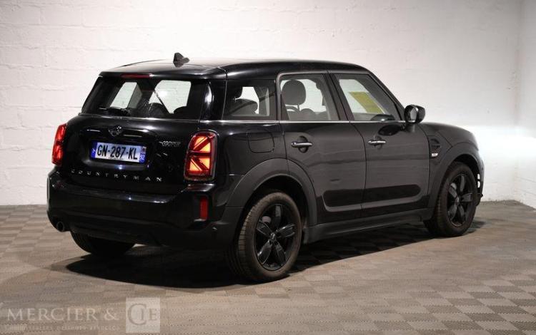 MINI COOPER COUNTRYMAN NOIR GN-287-KL