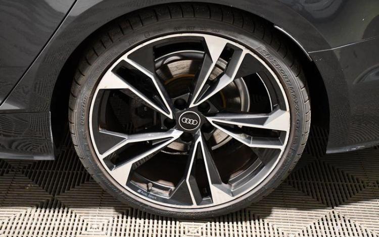 AUDI A5 SPORTBACK 40 TFSI 204 S-TRONIC GRIS GN-728-XR