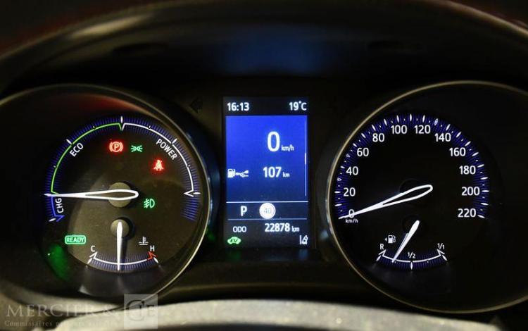 TOYOTA C-HR HYBRIDE GRIS GP-011-QQ