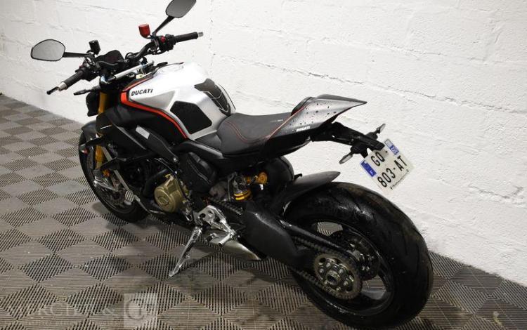 DUCATI STREETFIGHTER V4 SP BLACK LIVE GRIS GQ-803-AT