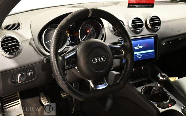 AUDI TT S BLANC GT-035-YR