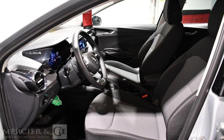 SKODA FABIA 1.0 TSI 115ch SELECTION DSG GRIS HC-881-QC