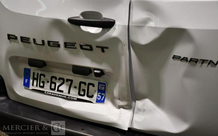 PEUGEOT PARTNER 1.5 BLUEHDI 130ch 650KG L1 M EAT BLANC HG-627-GC
