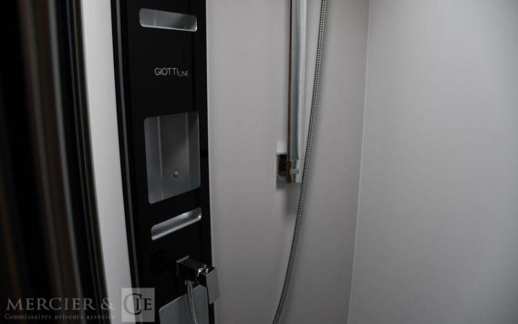 PEUGEOT GIOTTILINE BY RAPIDO 74 NF  2,2HDI 140 TOSCAN BLANC HH-820-LV