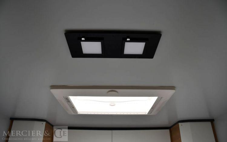 PEUGEOT GIOTTILINE BY RAPIDO 74 NF  2,2HDI 140 TOSCAN BLANC HH-820-LV