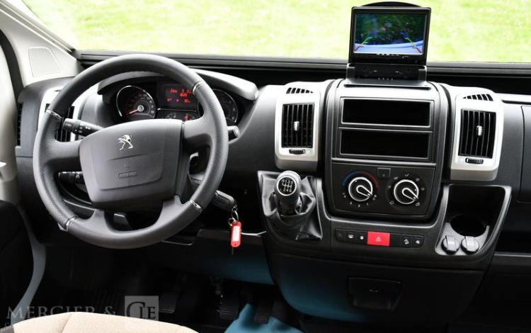 PEUGEOT GIOTTILINE BY RAPIDO 74 NF  2,2HDI 140 TOSCAN BLANC HH-820-LV